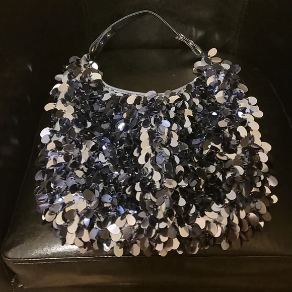 ❤HP❤️NWOT Pewter Disc Bling Handbag❤ - Picture 8 of 10